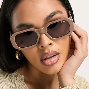 QUAY Hyped Up Sunglasses